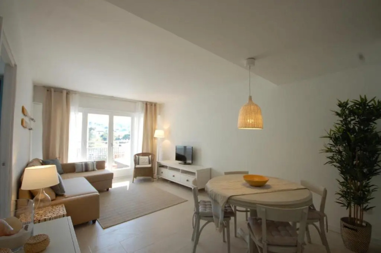 Lets Holidays Carbonera 3 apartment