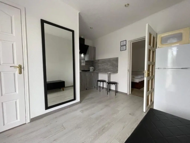 2 Bedrooms Suite with balcony