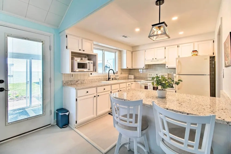 3 Bedrooms Cottage