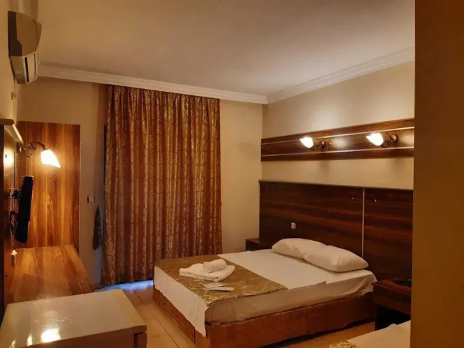 Seven Brothers Otel