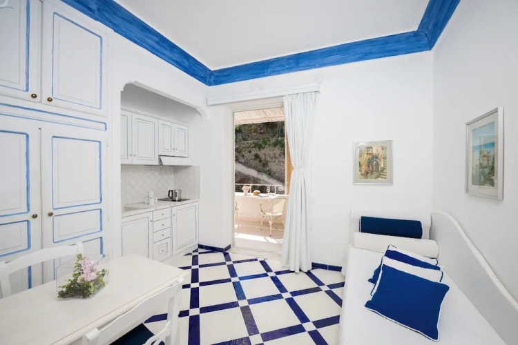 1 Bedroom Apartment with balcony