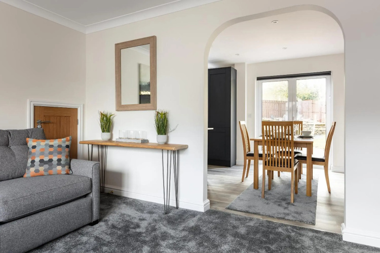 Hawthorn Gardens