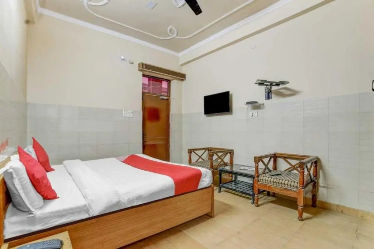 Classic Triple room
