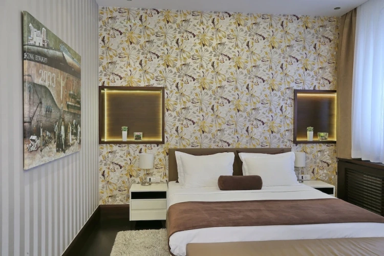 Superior Single Suite
