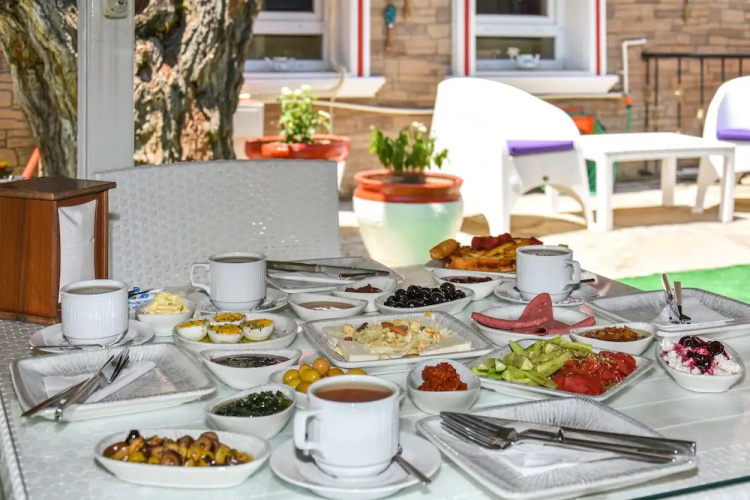 Otel Türk Evi