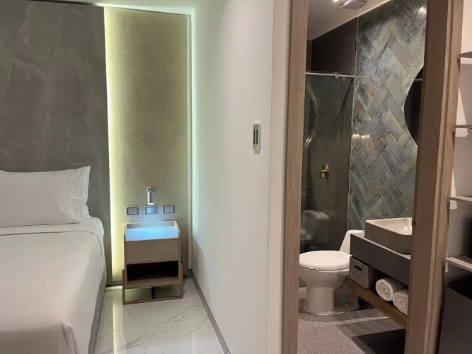 Delamar Hotel