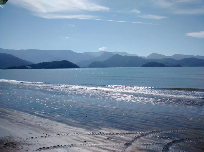 Ubatuba Surf Suites