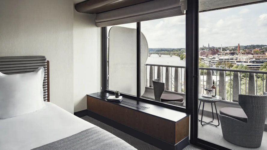 Premier Double room with balcony and with river view