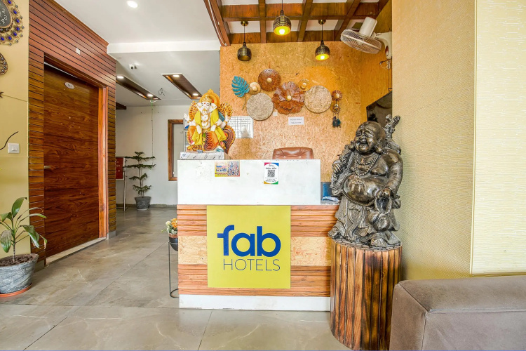 Fabhotel Stevia