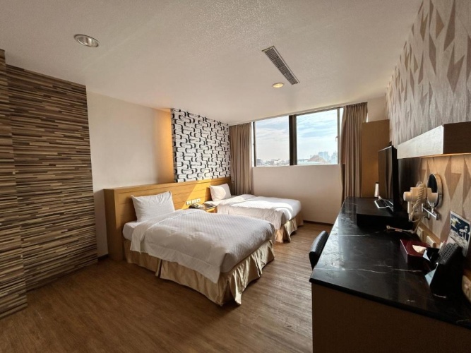 Huaxiang Hotel - Zuoying