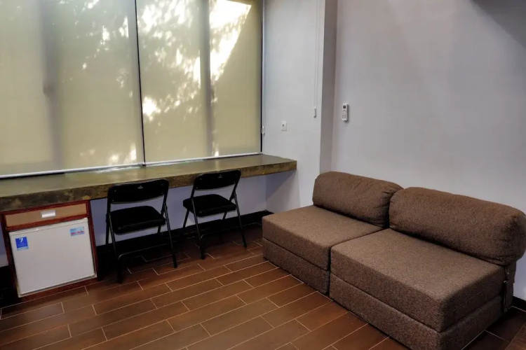 Guest House 555 NKI