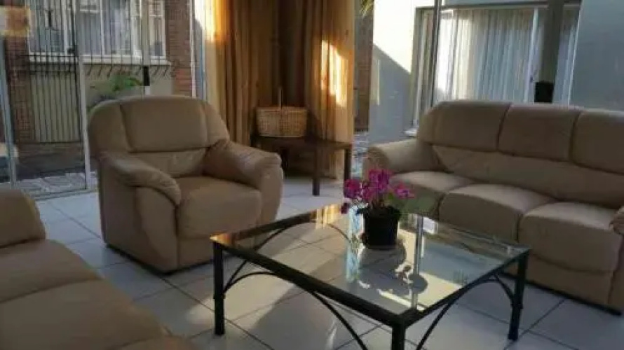 Rolls Royce Guesthouse & B&B