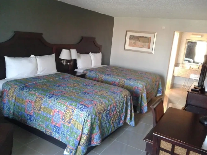 Deluxe Quadruple room