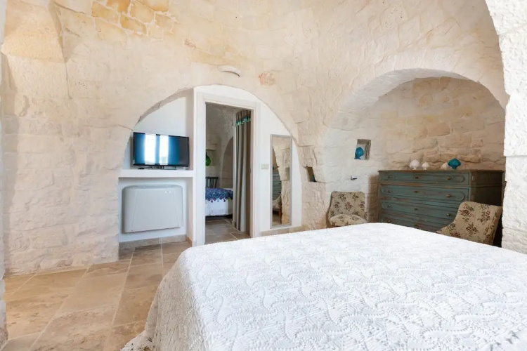 2085 Trullo Gatto