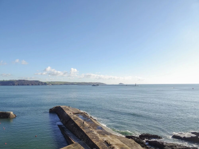 Lighthouse View, Torpoint