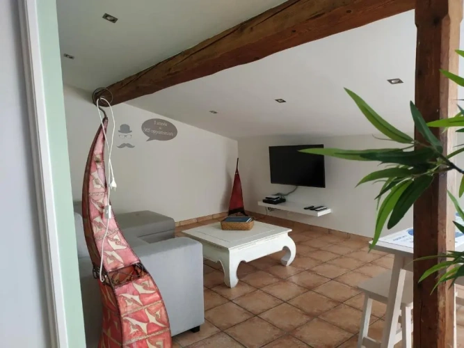 2 Bedrooms Cottage