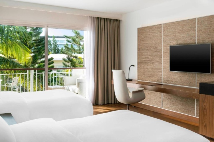 2 Bedrooms Quadruple Suite with balcony and with garden view