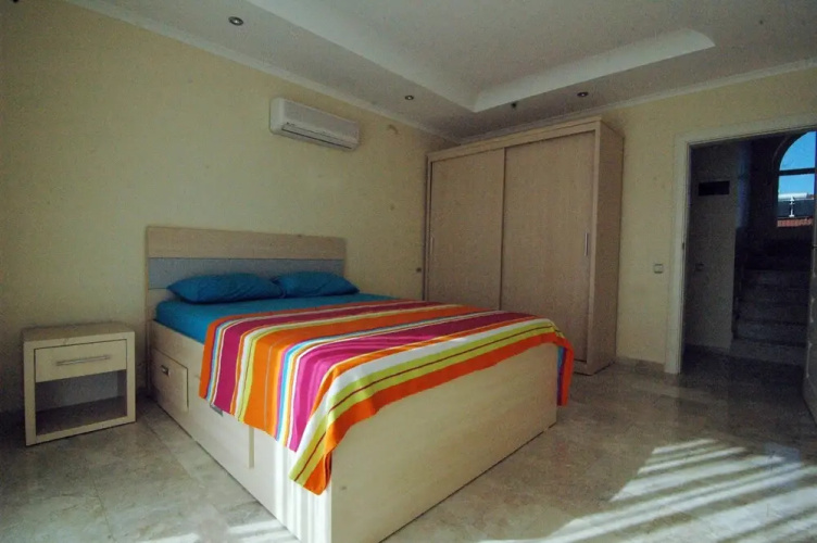 Luxury 4 Bedroom Detached Villa
