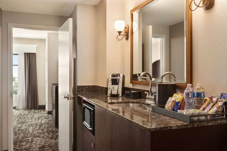 Embassy Suites Orlando - Lake Buena Vista South photo 38