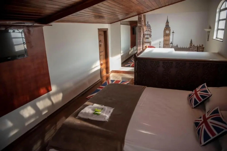 Standard Twin room