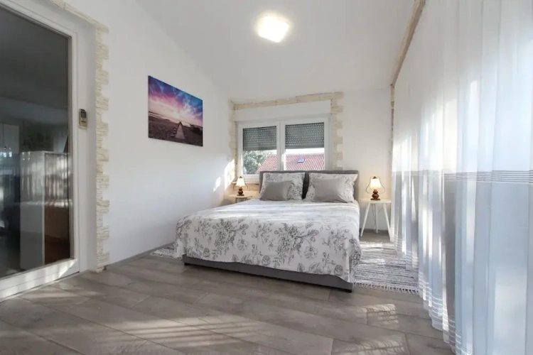 1 Bedroom Apartment with balcony