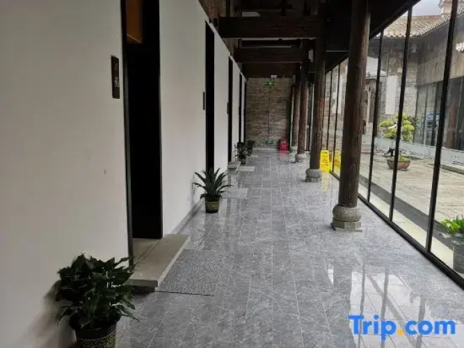Hetianxia Hostel