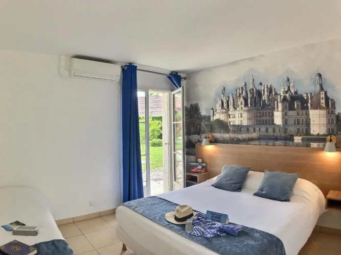 Standard Double room with view