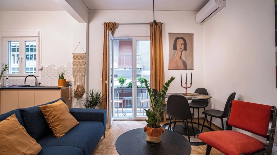 2 Bedrooms Comfort Apartment with city view