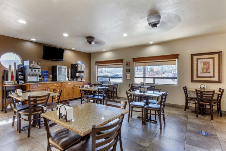 Best Western Cottonwood Inn photo 26