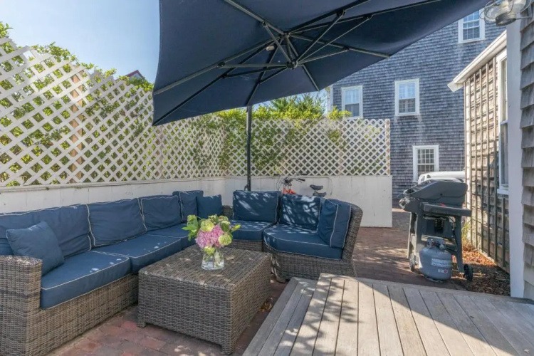 45A Pleasant St