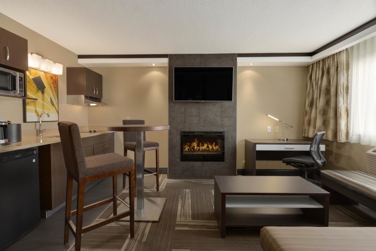 Best Western Plus Edmonton Airport Hotel photo 40