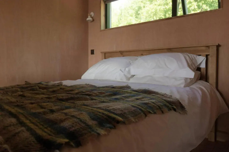 Birdwatcher's Cabin
