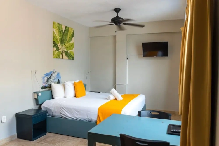 Standard room with balcony