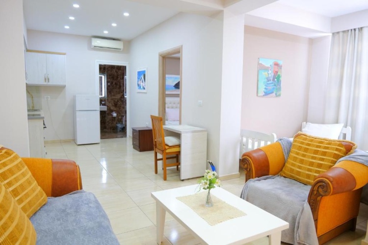 Deluxe Apartment