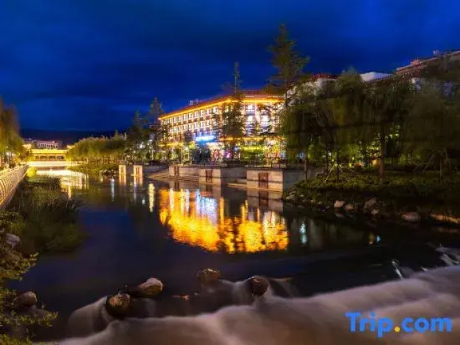 Xiangge Boya Hotel (Bus Station)
