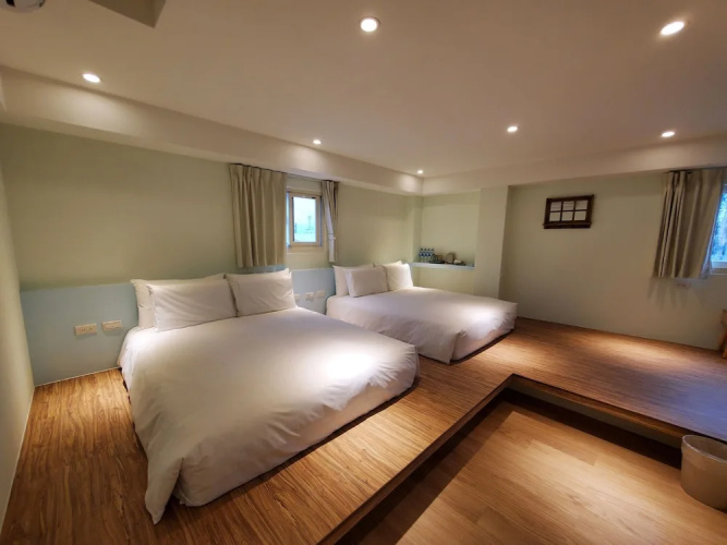 Stay a moment inn