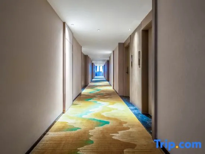 Sansheng Holiday Hotel