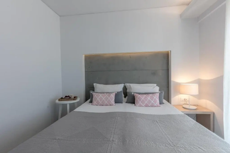 Apartment with sea view