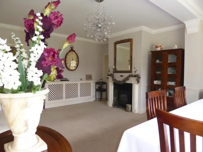 Willow House