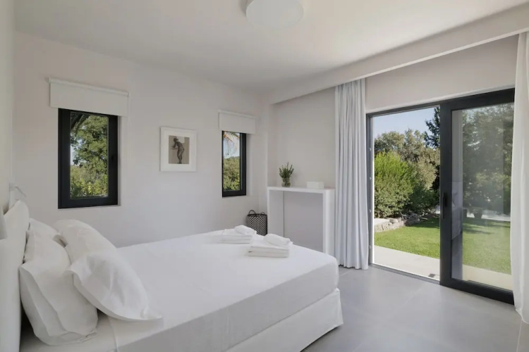 Myrtia - Luxury Hidden Gem