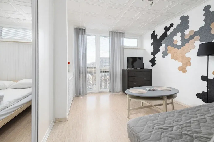 RentPlanet - Przy Parku Mirowskim