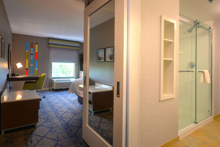 Hampton Inn & Suites ATL-Six Flags