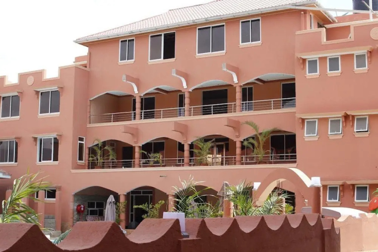 Vacani Resort