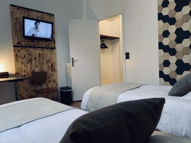 Standard Twin room