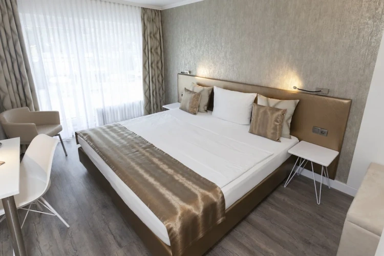 Business Double room with balcony