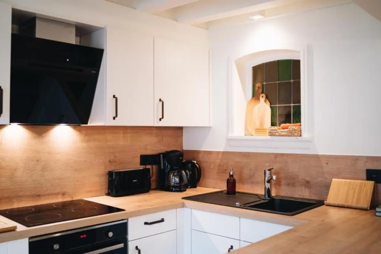 5 Bedrooms Double Cottage