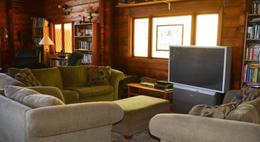 Alert Bay Lodge