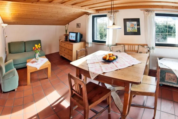 1 Bedroom Apartment with balcony