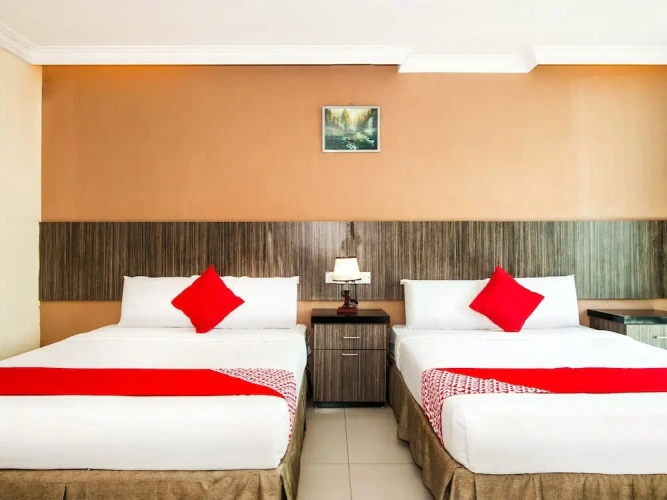Quadruple Family Suite
