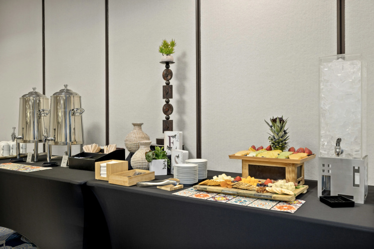 Embassy Suites by Hilton LAX International Airport South photo 11